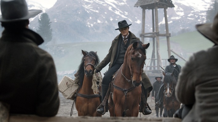 "Das finstere Tal": Free-TV-Premiere im ZDF / Preisgekrönter Alpen-Western mit Sam Riley und Tobias Moretti (FOTO)