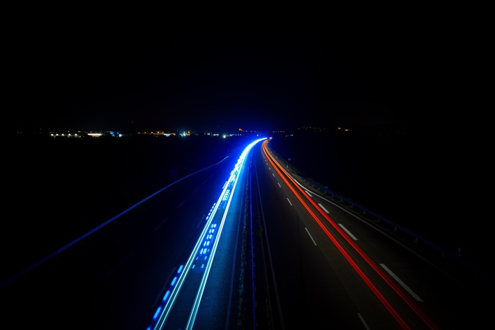 POL-PDNW: Gemeinsam gegen Raser und Drängler auf der Autobahn. Länderübergreifende Großkontrolle voller Erfolg.