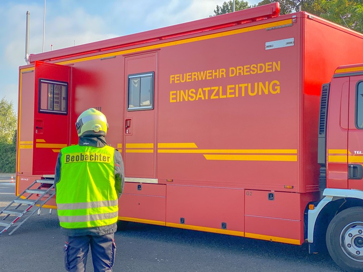 FW Dresden: Achtung Übung: Großbrand in einem Tanklager