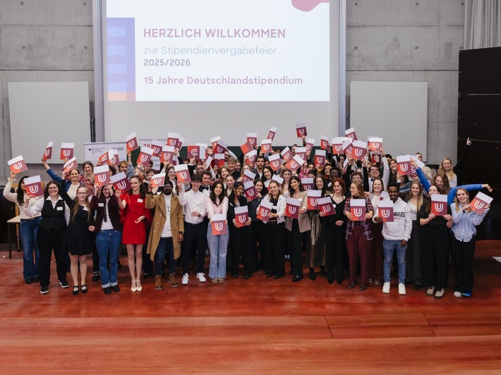 Leistung und gesellschaftliches Engagement – Deutschlandstipendien verliehen