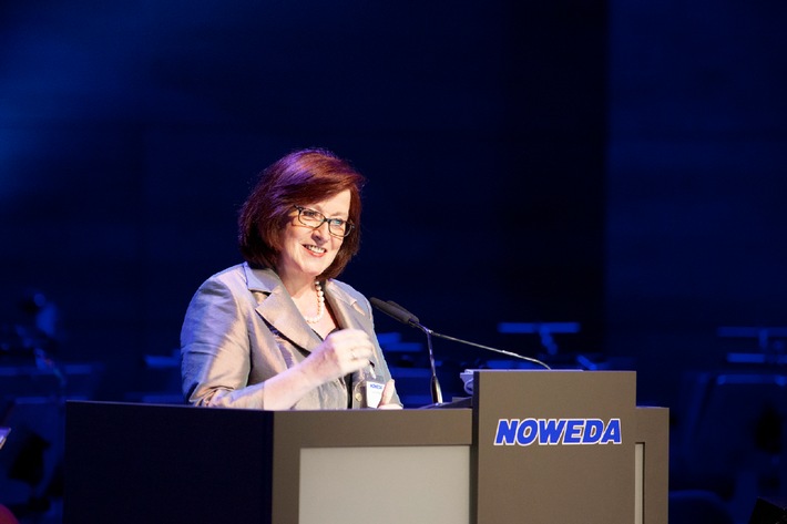 Jubiläums-Festakt der NOWEDA eG: Apothekergenossenschaft feierte 75-jähriges Bestehen mit rund 700 Gästen