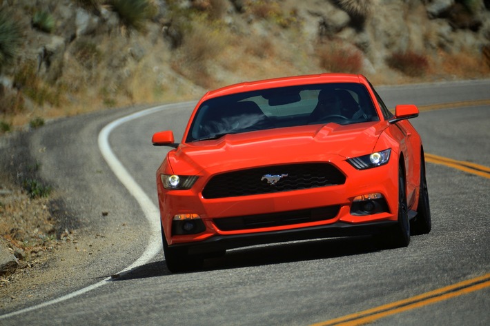 Neuer Ford Mustang startet in Deutschland ab 35.000 Euro (FOTO)