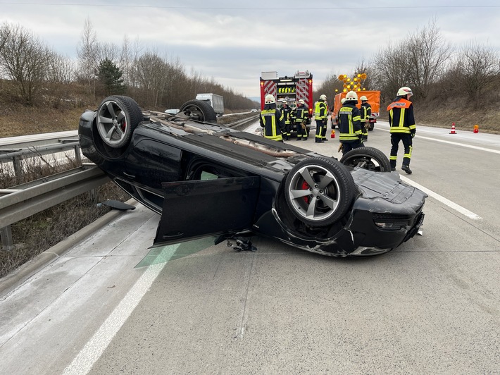 API-TH: A38 Höhe Heilbad Heiligenstadt - Pkw überschlägt sich mehrfach