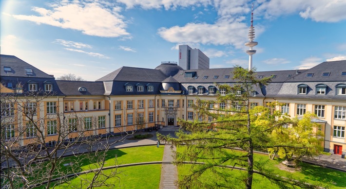 PM: Bucerius Law School erneut Spitzenreiterin im CHE-Ranking für das Studienfach Jura