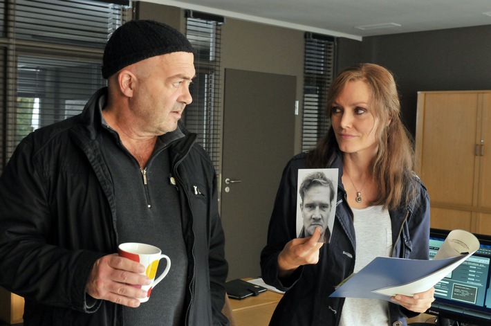 Bitte korrekten Bildhinweis beachten/"Ein starkes Team" fahndet im ZDF nach dem "Freitagsmann" (FOTO)
