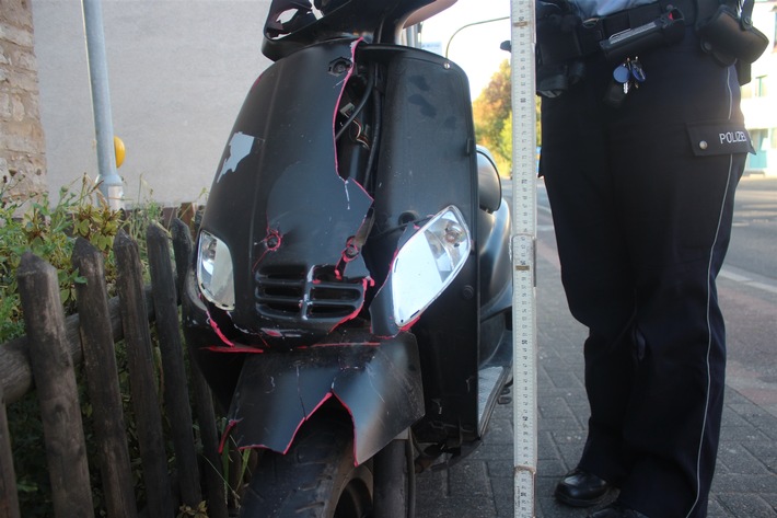 POL-RBK: Bergisch Gladbach - Roller-Fahrer verursacht unter Drogen Unfall auf der Odenthaler Straße