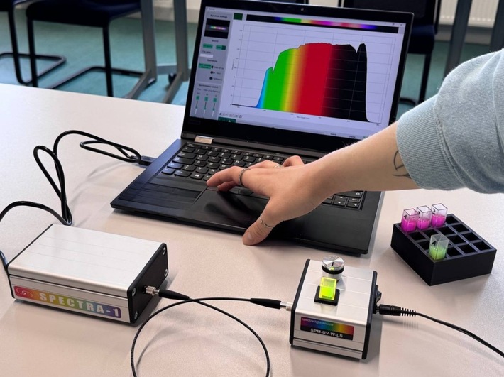 Pressemitteilung Nr. 042/2026 der Leibniz Universität Hannover    Was hat eine Blutprobe mit dem Smartphone zu tun?
