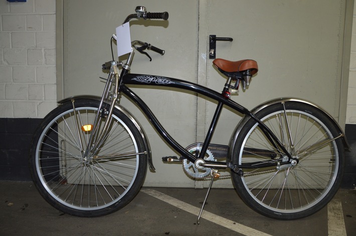 POL-D: Wem gehört das extravagante Bike? - Polizei sucht Besitzer eines entwendeten Fahrrades - Dieb auf frischer Tat festgenommen
