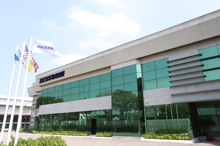 Mit Umweltbewusstsein und Kundennähe zum Weltmarktführer -  ZESTRON / Dr. O. K. Wack Chemie GmbH eröffnet neues Produktions- und Entwicklungszentrum in Malaysia (FOTO)