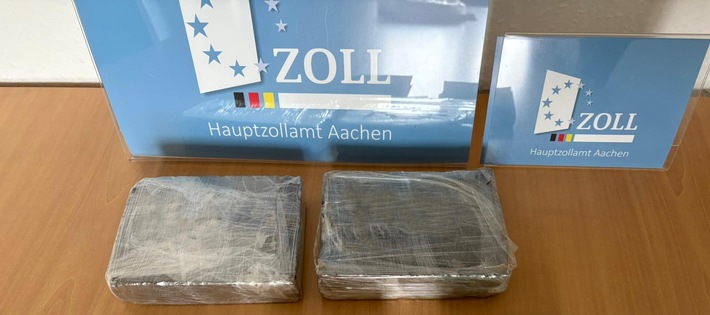 HZA-AC: Mutmaßlicher Drogenkurier per Taxi unterwegs: Aachener Zoll stellt Heroin sicher