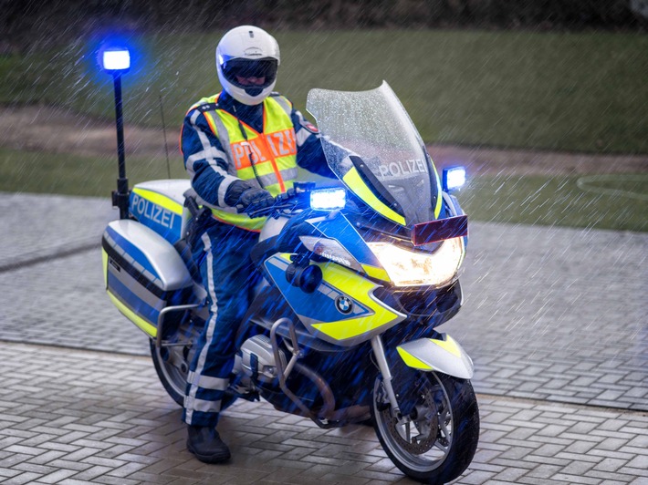POL-LG: ++ "Mit Umsicht in die Saison!" ++ Motorradsaison 2021 hat begonnen ++ Polizei mahnt Geschwindigkeiten nicht zu überschreiten ++ Die Polizei bittet alle Verkehrsteilnehmer um ...