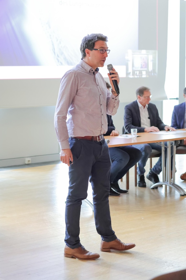 Neue Wege im Kampf gegen Lungenkrebs: Experten diskutieren innovative Therapien