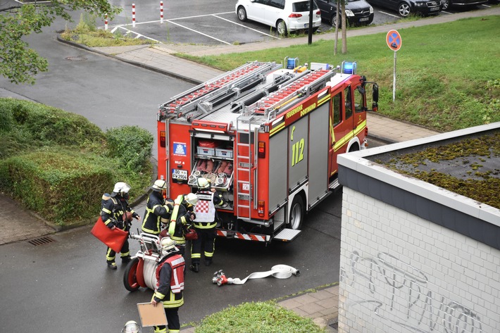 FW-DO: Verrauchung im Lagerraum löst Brandmeldeanlage aus