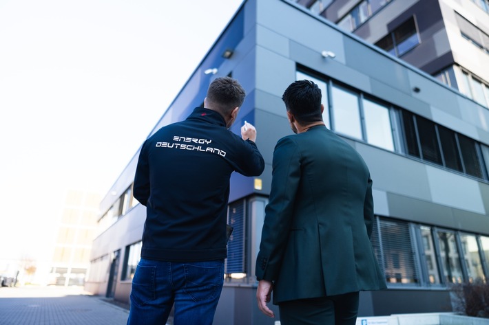 Langfristig hohe Renditen und ein Investitionsabzugsbetrag von bis zu 50 Prozent: Die Energy Deutschland GmbH macht Photovoltaik für Investoren interessant