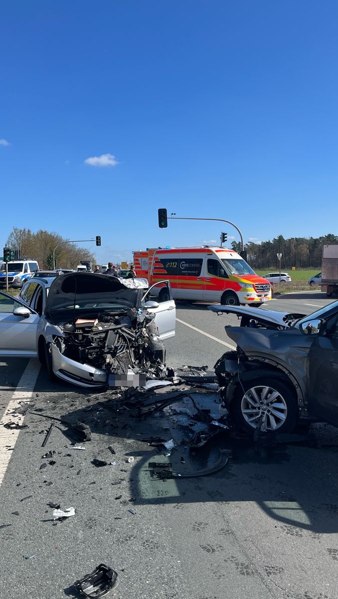 POL-COE: Dülmen, Welte/ Autos kollidiert