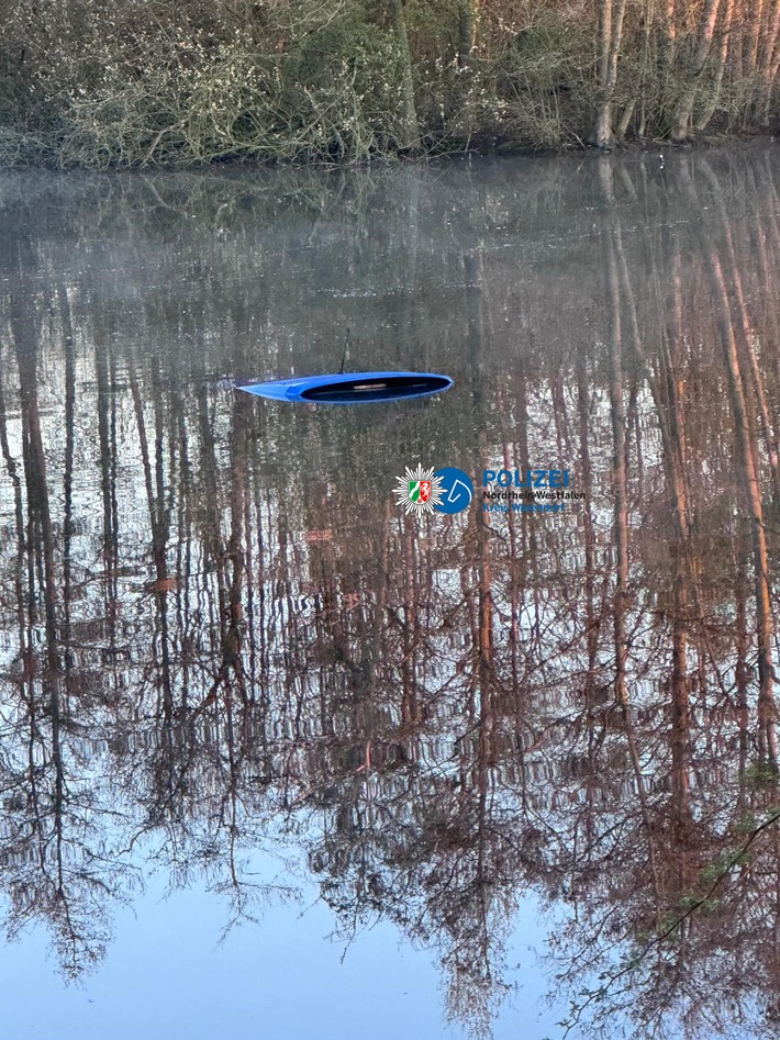 POL-WAF: Sendenhorst. Auto geht baden