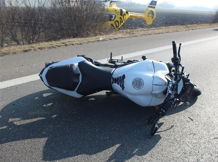 POL-PDNW: Schwerverletzter Motorradfahrer