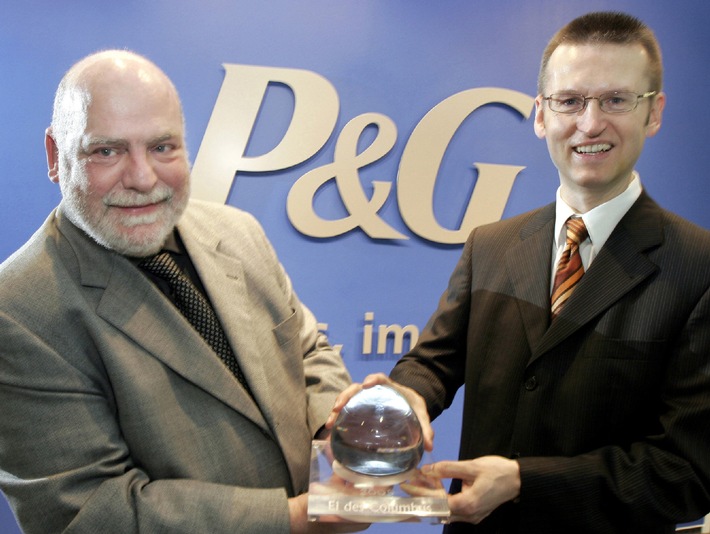 ThermaCare® wird mit Innovationspreis ausgezeichnet / Procter &amp; Gamble erhält den Innovationspreis / &quot;Ei des Columbus&quot; 2005 für neuartige Wärmeauflage