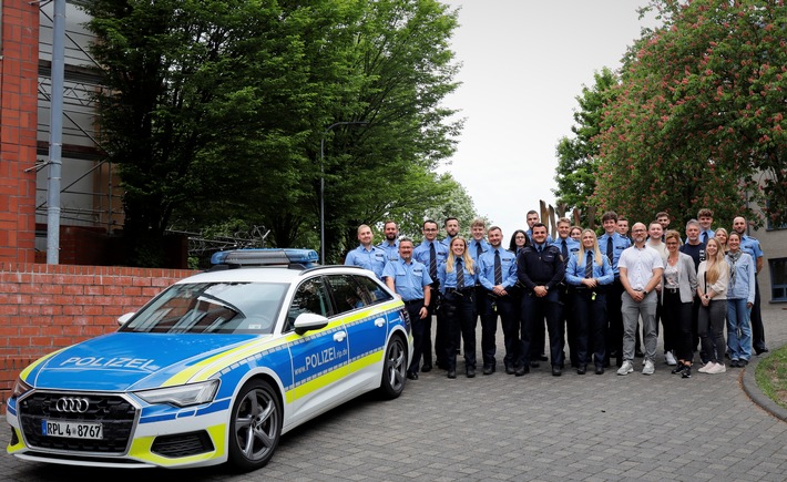 POL-PDMT: Verstärkung bei der Polizei Montabaur: 14 neue Beamte im Einsatz