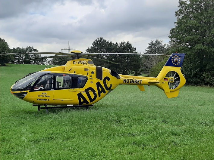 FW-EN: Eingeklemmte Katze, Hubschrauberlandung und Rauchentwicklung - Feuerwehr Hattingen mehrfach im Einsatz