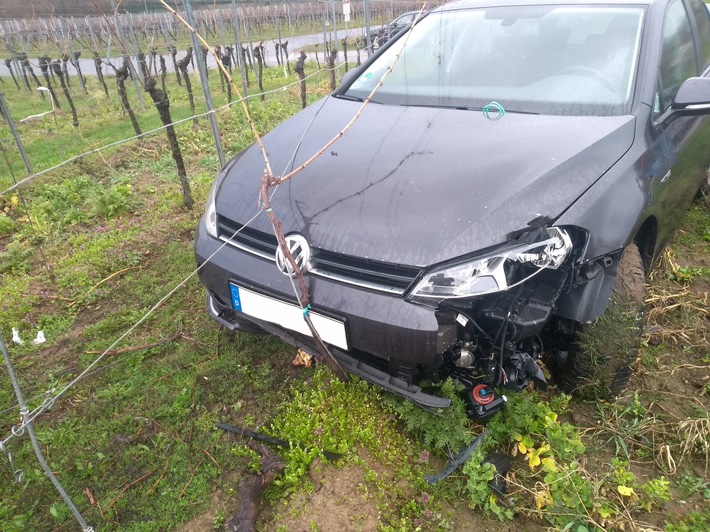 POL-PDLD: Sankt Martin - Unfall durch Linienbus verursacht