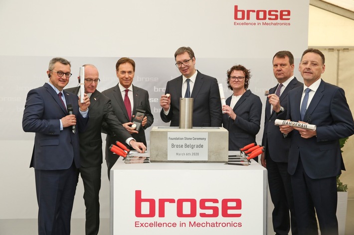 Presseinformation: Brose legt Grundstein für Standort in Serbien