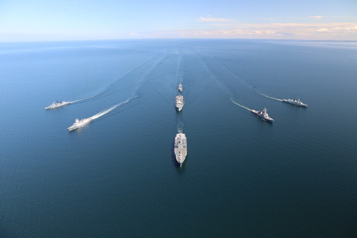 Nach &quot;BALTOPS&quot; - NATO-Fregatten zu Besuch in Kiel