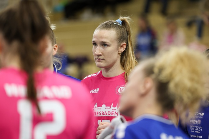 Rachel Gomez spielt wieder für den VCW