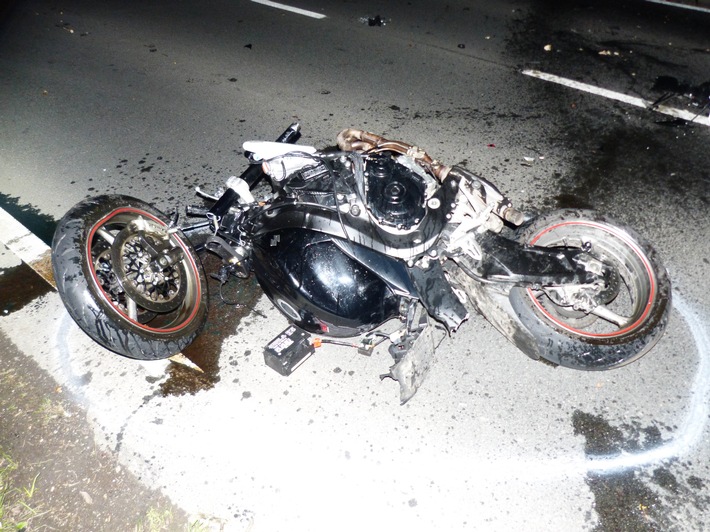 POL-GM: 080821-605: Motorradfahrer bei Unfall schwer verletzt