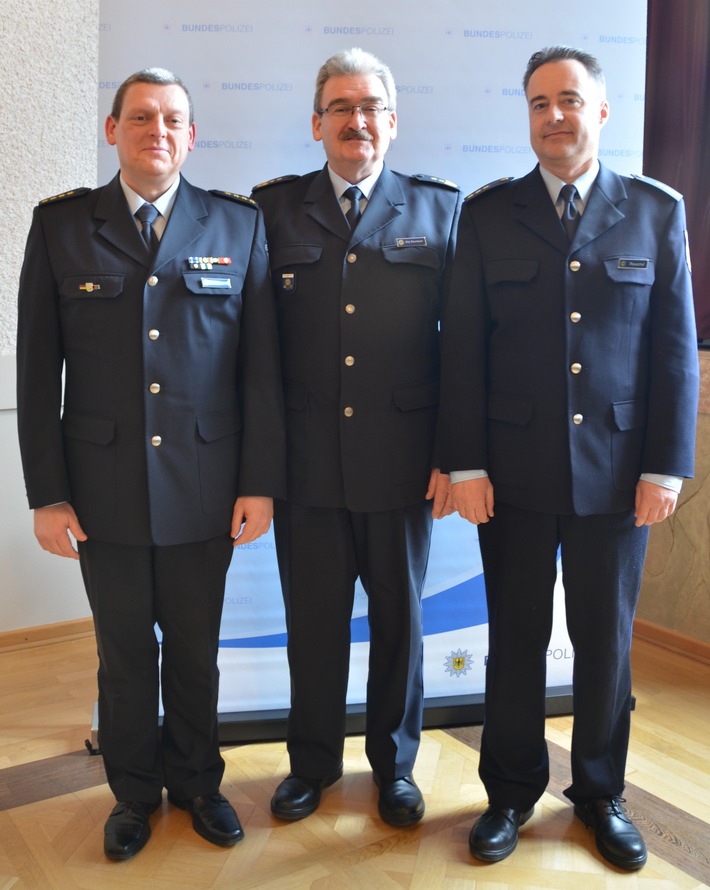 BPOLI DD: Offizielle Amtsübergabe der Inspektionsleitung der Bundespolizei Dresden