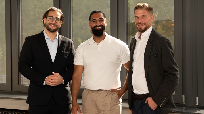 Siyavash Pooshin, Samim Khoshdel und Hendrik Kreft / Weiterer Text über ots und www.presseportal.de/nr/183601 / Die Verwendung dieses Bildes für redaktionelle Zwecke ist unter Beachtung aller mitgeteilten Nutzungsbedingungen zulässig und dann auch honorarfrei. Veröffentlichung ausschließlich mit Bildrechte-Hinweis.