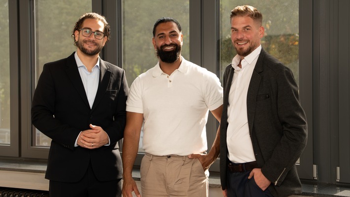 Siyavash Pooshin, Samim Khoshdel und Hendrik Kreft / Weiterer Text über ots und www.presseportal.de/nr/183601 / Die Verwendung dieses Bildes für redaktionelle Zwecke ist unter Beachtung aller mitgeteilten Nutzungsbedingungen zulässig und dann auch honorarfrei. Veröffentlichung ausschließlich mit Bildrechte-Hinweis.