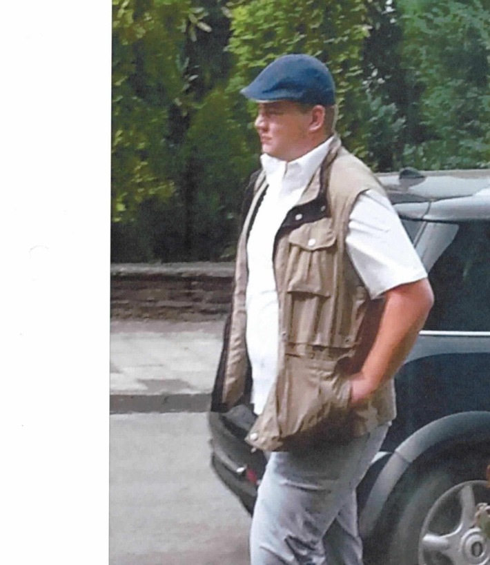 POL-D: Falscher Wasserwerker in Oberkassel - Polizei fahndet mit Foto eines Tatverdächtigen