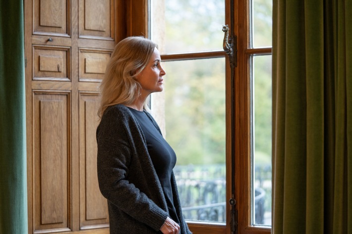 Eine Patientin in der privaten Akutklinik Schloss Gracht / Der Abdruck des Bildes für redaktionelle und journalistische Zwecke ist kostenfrei, bitte denken Sie an die korrekte Quellenangabe. / Weiterer Text über ots und www.presseportal.de/nr/156024 / Die Verwendung dieses Bildes ist für redaktionelle Zwecke unter Beachtung ggf. genannter Nutzungsbedingungen honorarfrei. Veröffentlichung bitte mit Bildrechte-Hinweis.
