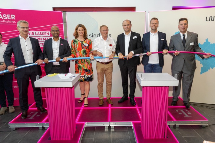 Telekom bündelt Kräfte mit 47 Kommunen