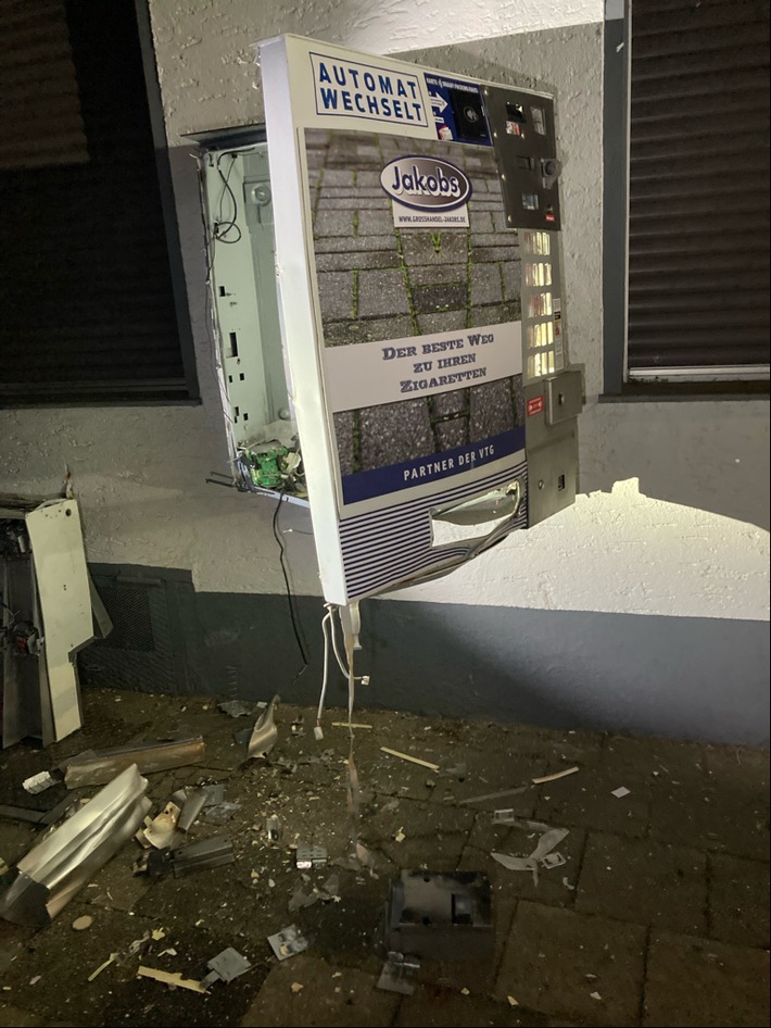 POL-AC: Mehrere Zigarettenautomaten gesprengt