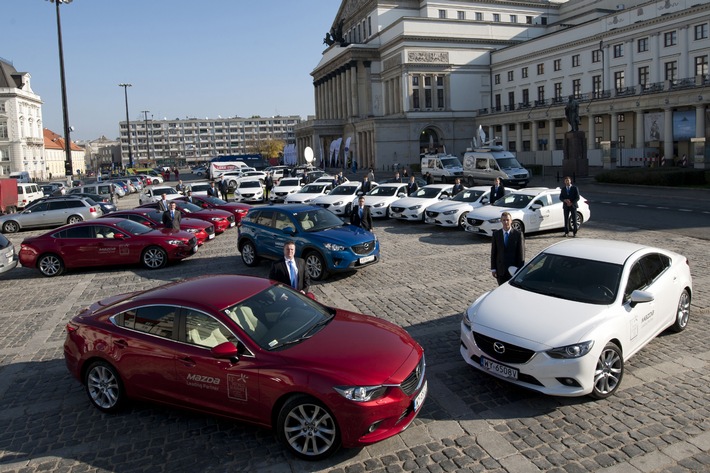 Mazda unterstützt erneut den Weltgipfel der Friedensnobelpreisträger