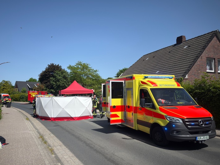 FW-AUR: Anspruchsvoller Rettungseinsatz nach Verkehrsunfall