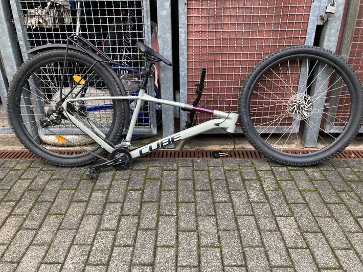 POL-LIP: Detmold. Besitzer von Cube-Rad gesucht.
