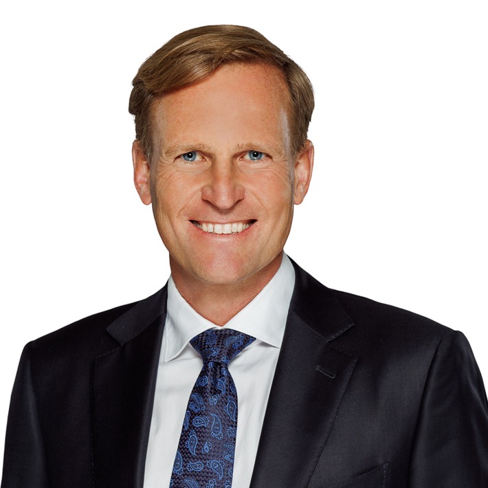 CMS berät Konzern Versicherungskammer beim Ankauf des Bürogebäudes "Overture" in Frankfurt