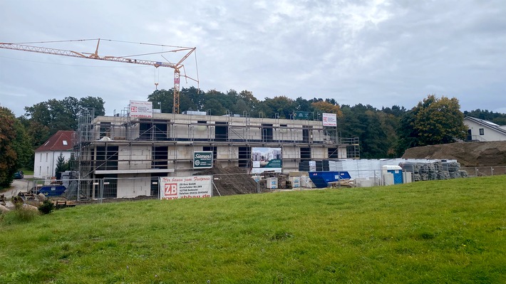 Lebenspark Detmold: Carestone stellt Rohbauten für klimafreundliche Gebäude fertig