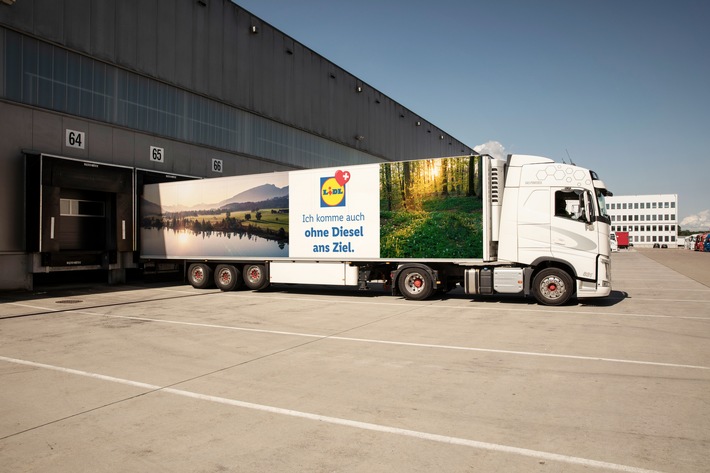 Lidl Schweiz fährt mit lokalem Biogas / Fossilfreie Filialbelieferung bis 2030