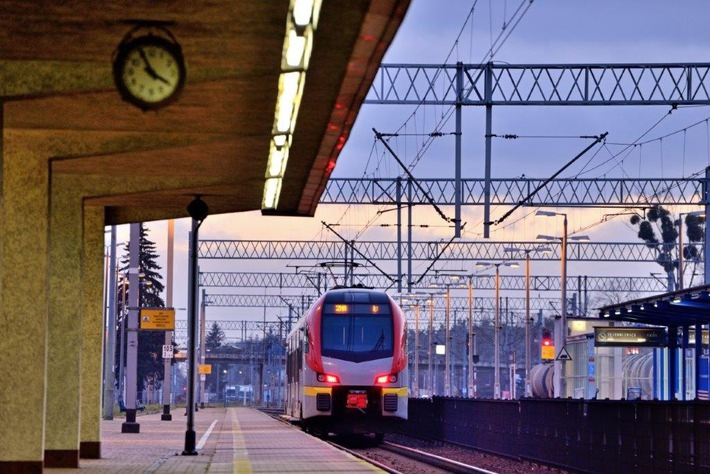 Neuer, kostenloser Online-Ratgeber zu den Bahngastrechten & Bewertung der neuen Bahngastrechte-Verordnung