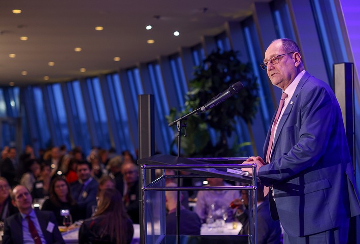 TH Köln blickt bei Neujahrsempfang auf Spannungsfelder der Wissenschaft