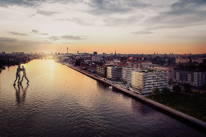 Baubeginn für Wohnprojekt WAVE am Berliner Spreeufer / GRAFT Architekten entwerfen im Auftrag von Bauwerk Capital zwei neue Wohnhäuser in Friedrichshain