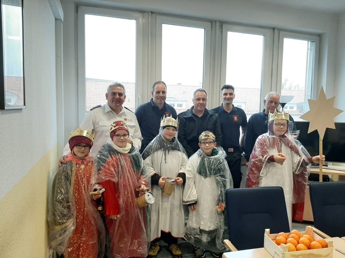 FW-EN: Sternsinger bei der Feuerwehr Schwelm