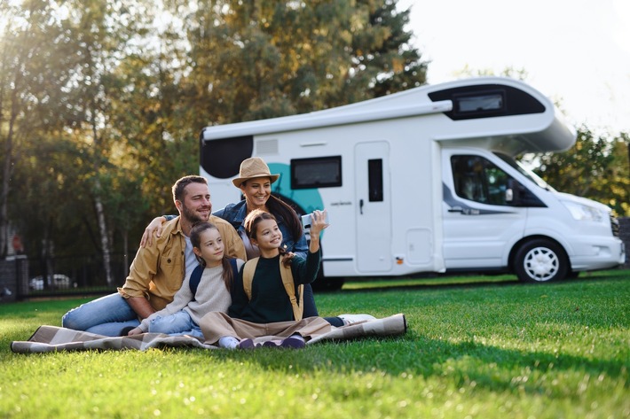 Mit der Familie ins Naturabenteuer: Tipps für Camping in den Herbstferien