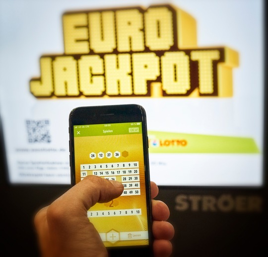 Der höchste jemals erzielte Lottogewinn in Niedersachsen: Über 61 Millionen Euro bei Eurojackpot gehen in den Landkreis Diepholz