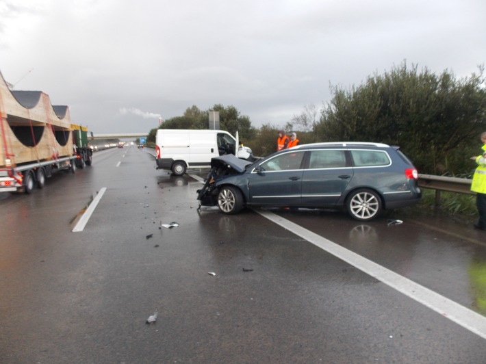 POL-CUX: Unfall auf BAB