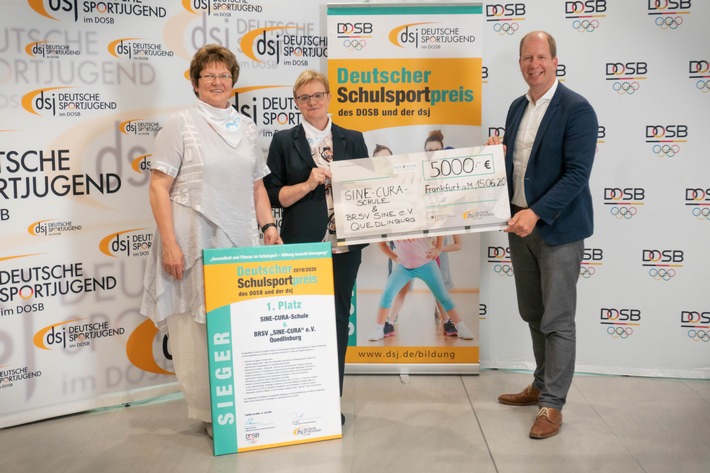 Verleihung Deutscher Schulsportpreis 2019-20_1. Preis.jpg